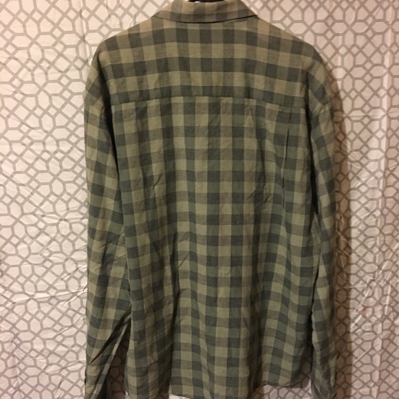 Green Plain Enro button down size L Tall - Picture 3 of 6